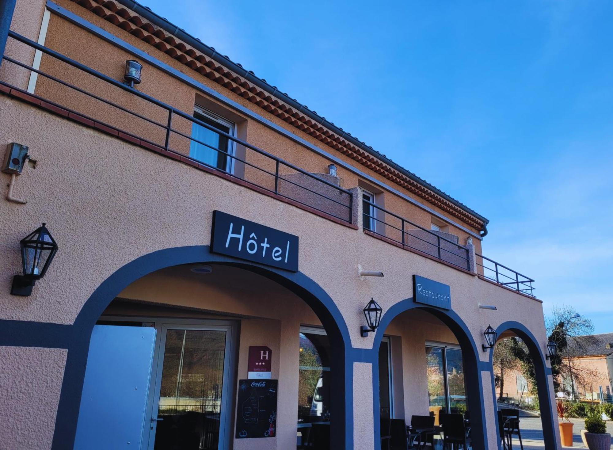 Hotel Restaurant Les Chataigniers Privas Eksteriør bilde